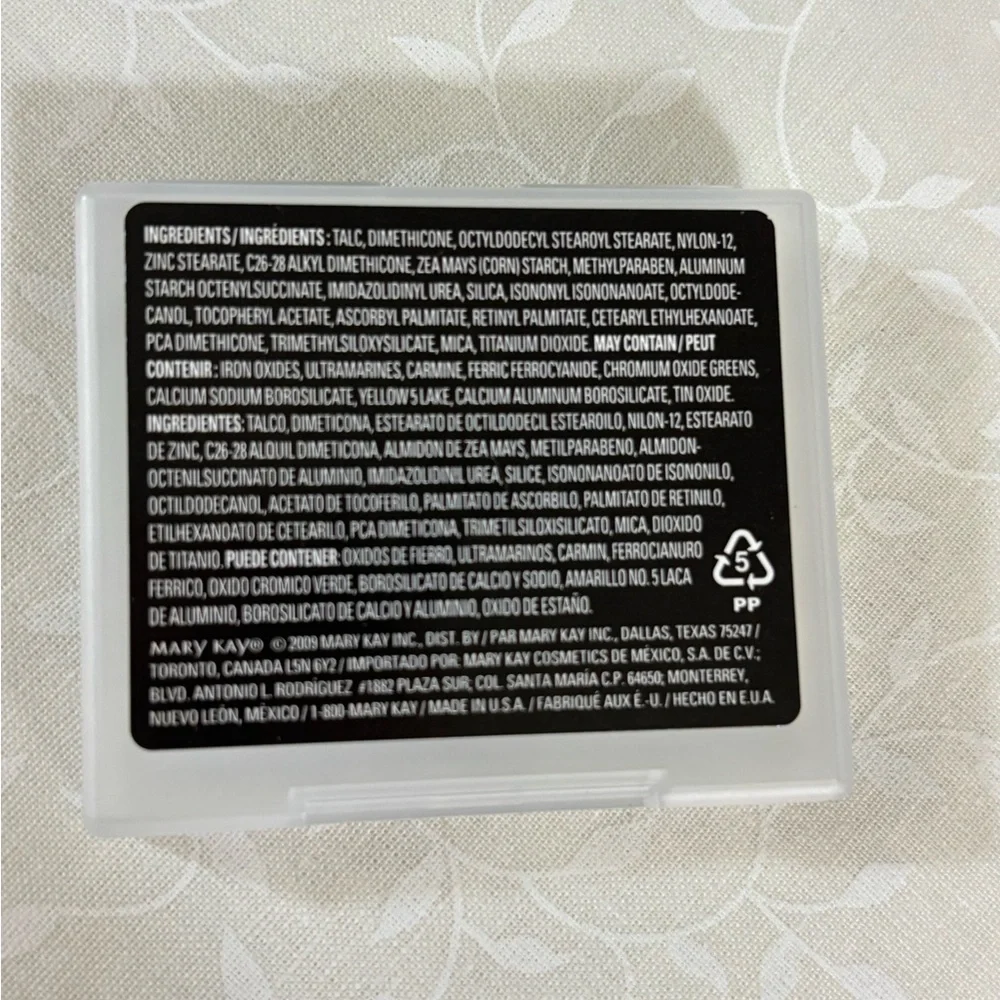 Mary Kay Black Pearl Goth Grunge 90s Mineral Eyeshadow